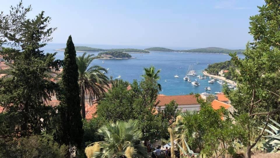 Luxusapartment Nav Podstrana Kültér fotó