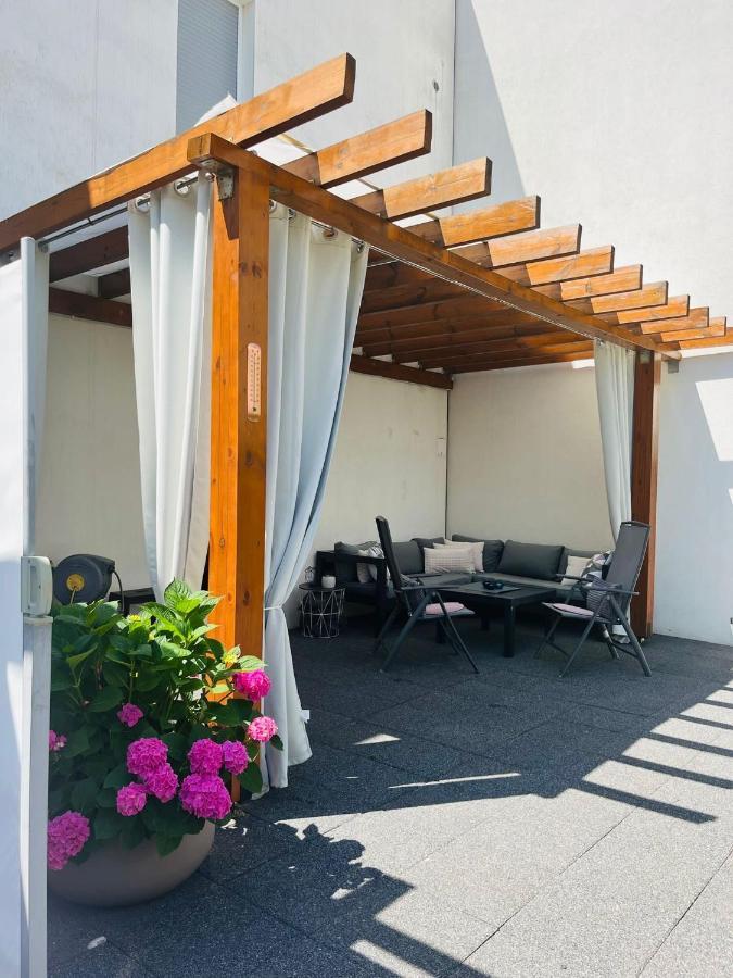 Luxusapartment Nav Podstrana Kültér fotó